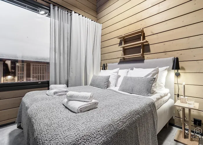 Levin Lyhty Chanel C3 By Hilla *